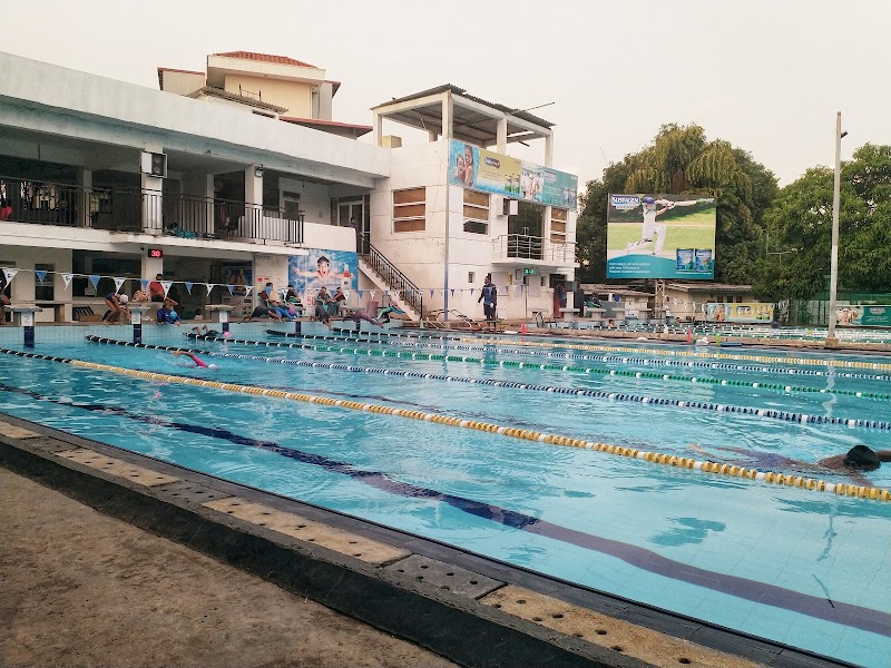 Rainbow Swimming Academy — Photo 2